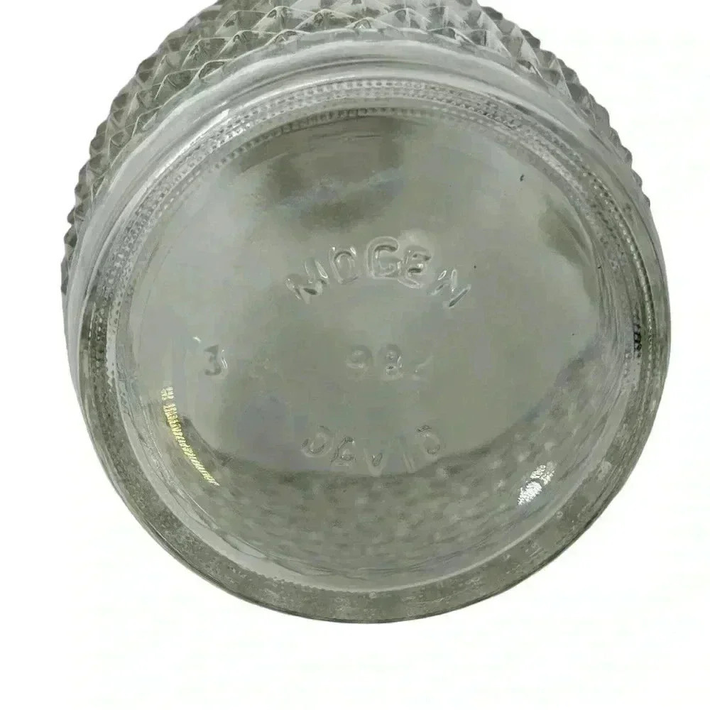 VINTAGE MOGEN DAVID 1982 GLASS WHISKEY DECANTER CORK STOPPER CLEAR - Picture 6 of 7